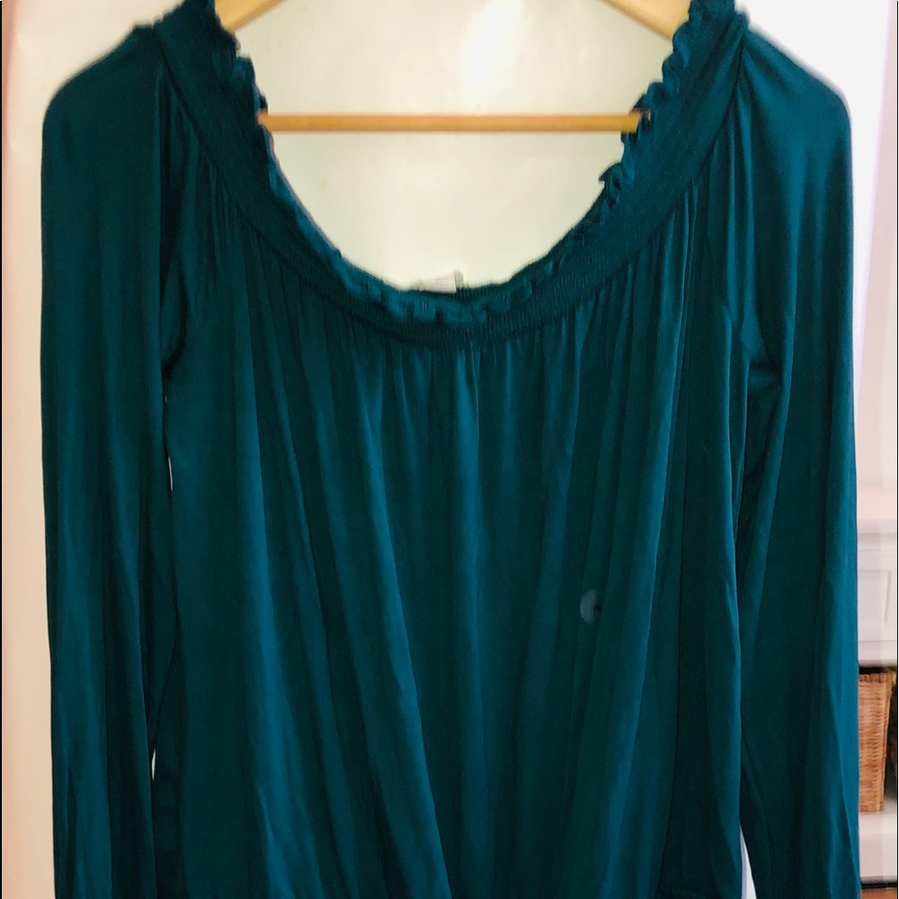 Super soft billowing top